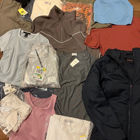 Lot of 10 Piece Clothing Reseller Resale Box Bundle Wholesale Mixed New Used - Picture 1 of 4